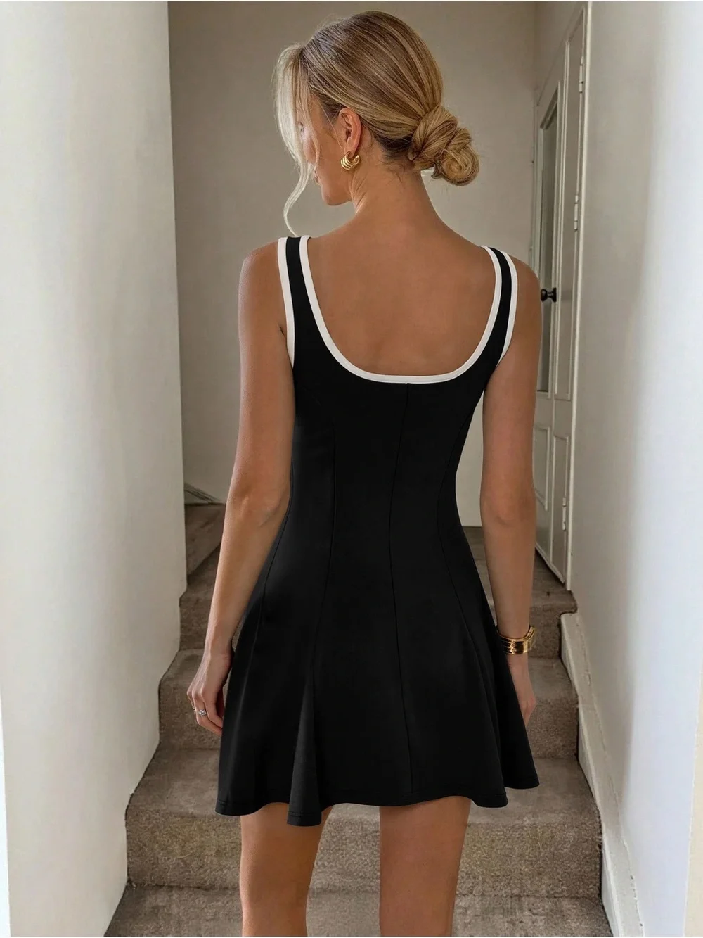 Sleeveless Black Midi Dress with White Trim - Picture 4 of 4